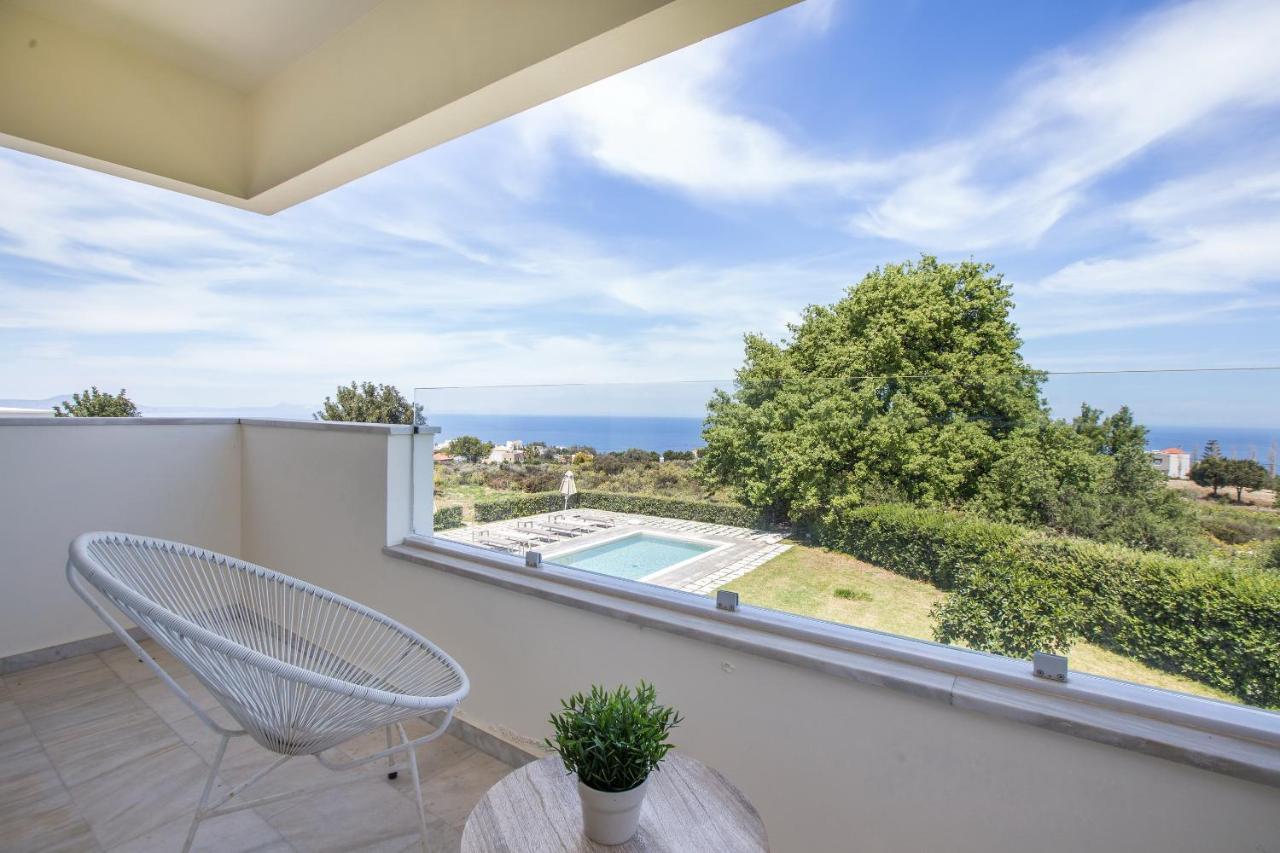 Lux Villa Mia With Heated Pool, 2Km To Beach & Childrens Area! Mikro Metochi Exteriér fotografie