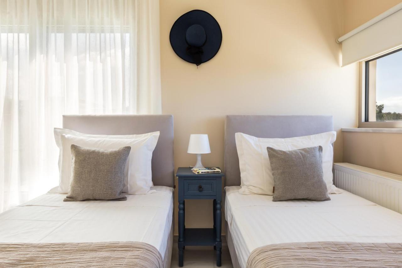 Lux Villa Mia With Heated Pool, 2Km To Beach & Childrens Area! Mikro Metochi Exteriér fotografie