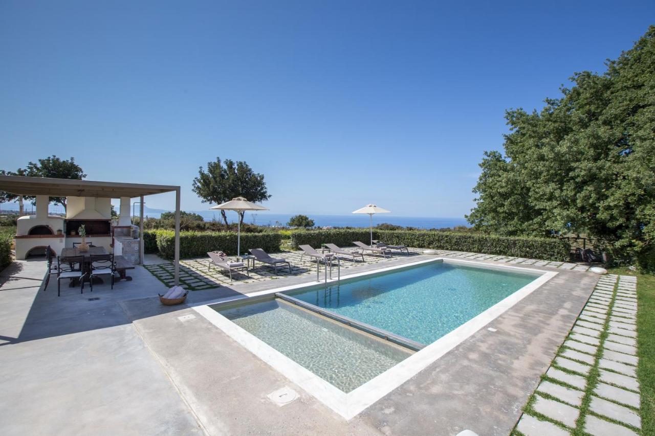 Lux Villa Mia With Heated Pool, 2Km To Beach & Childrens Area! Mikro Metochi Exteriér fotografie